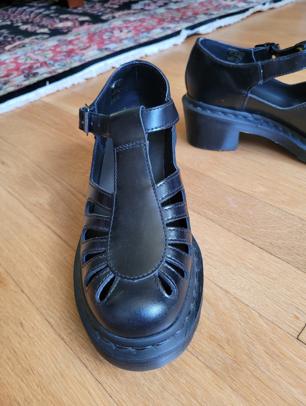 New! Dr Martens Jocelyn Mary Janes - Picture 2 of 15